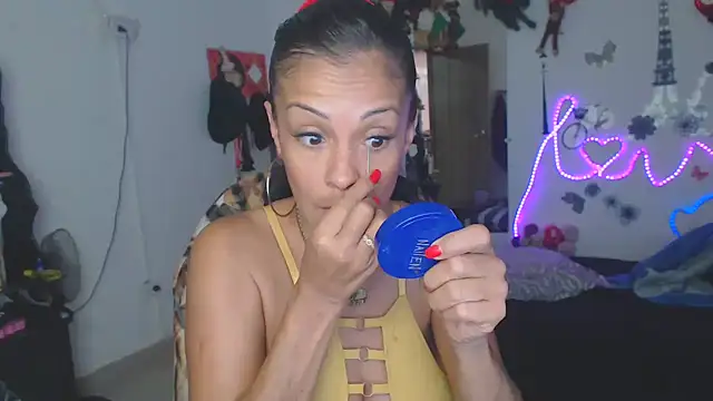 Snapshot of brigitht chatting on 10, 1, 2025 brigitht online show from 10, 1, 2025