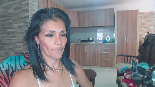 Snapshot of brigitht chatting on 12, 1, 2025 brigitht online show from 12, 1, 2025