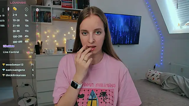 violet blue eyes online show from 11, 3, 2026