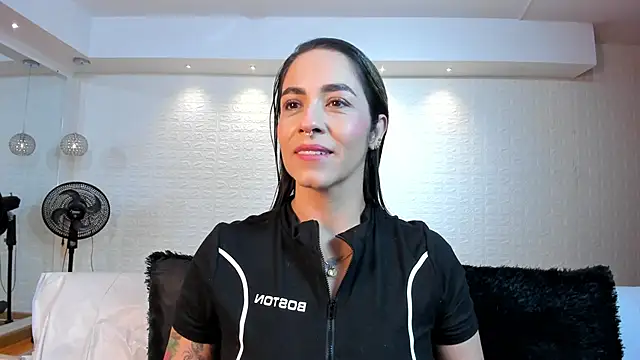 Snapshot of violet_scott chatting on 1, 10, 2025 violet scott online show from 1, 10, 2025