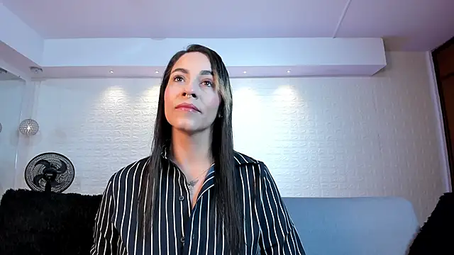 violet scott online show from 19, 11, 2025