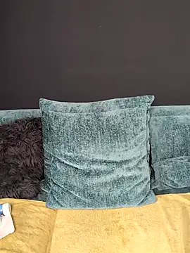 nora the strange online show from 3, 6, 2026
