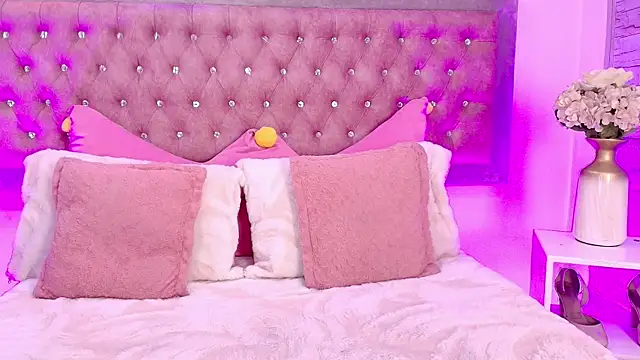 Snapshot of Tayzon_Foxxx chatting on 9, 1, 2026 Tayzon Foxxx online show from 9, 1, 2026