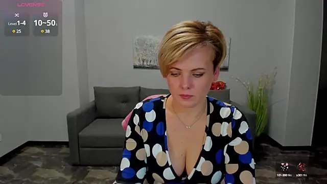 Julia Wilsone online show from 19, 2, 2025