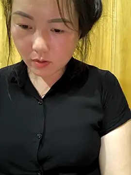 Sweetlove 77 online show from 6, 10, 2025