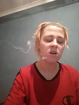 Snapshot of Gussie_Bridie chatting on 13, 12, 2024 Gussie Bridie online show from 13, 12, 2024