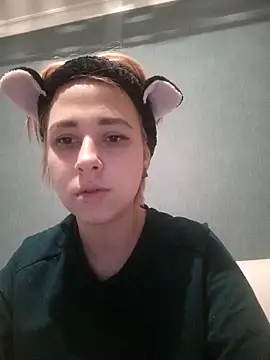 Snapshot of Gussie_Bridie chatting on 19, 12, 2024 Gussie Bridie online show from 19, 12, 2024