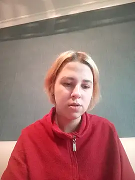 Snapshot of Gussie_Bridie chatting on 20, 12, 2024 Gussie Bridie online show from 20, 12, 2024