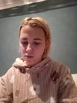 Snapshot of Gussie_Bridie chatting on 14, 2, 2025 Gussie Bridie online show from 14, 2, 2025