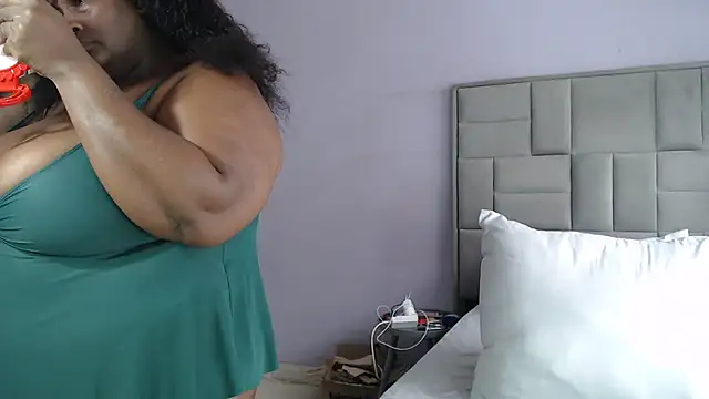 bustytitsxxx online show from 24, 11, 2025