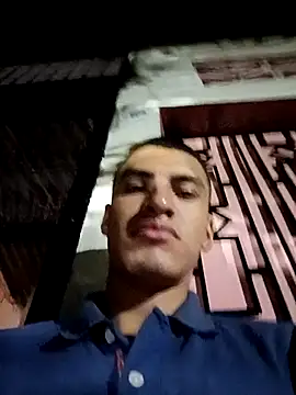 Snapshot of Rogersmit2 chatting on 6, 5, 2026 Rogersmit2 online show from 6, 5, 2026