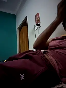 Snapshot of hairy_gun chatting on 4, 12, 2024 hairy gun online show from 4, 12, 2024