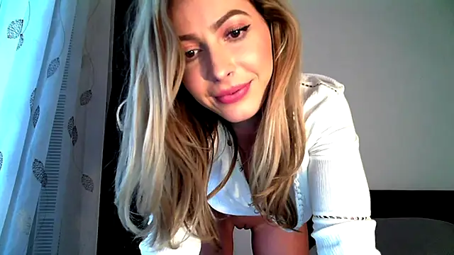 NisaXo online show from 18, 12, 2024