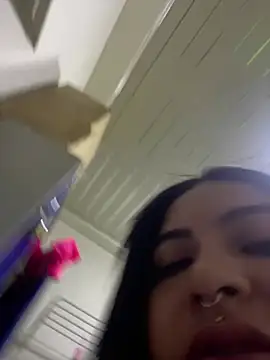  luna torres online show from 10, 4, 2026