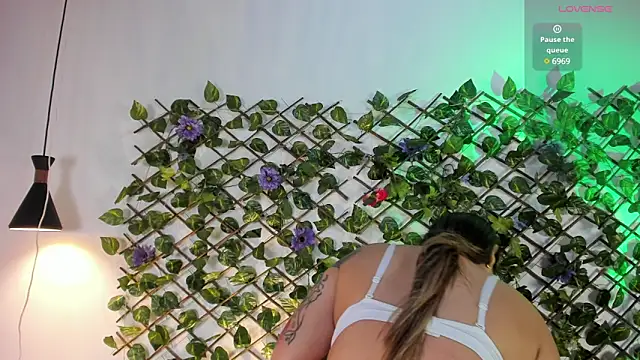 kaia cooper4 online show from 5, 1, 2025