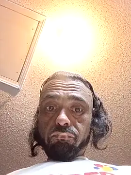 C8L3U online show from 15, 4, 2026