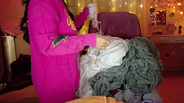 AllisonCatUwU online show from 15, 4, 2026