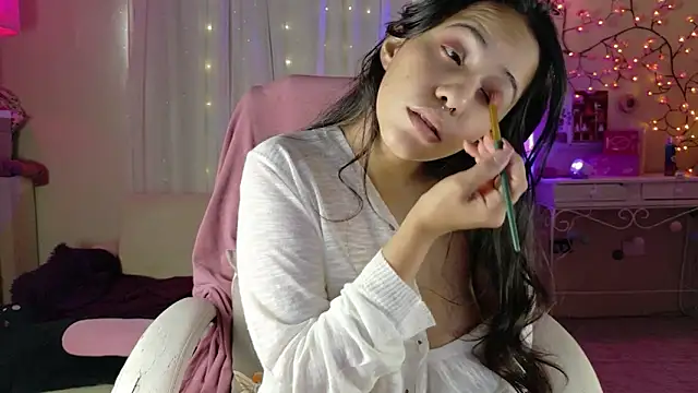 AllisonCatUwU online show from 18, 4, 2026