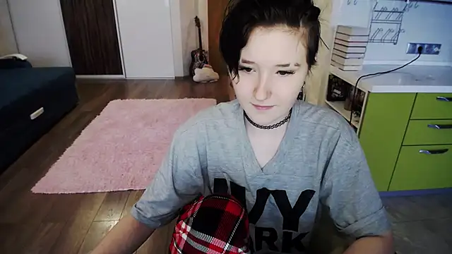 Kira Bakker online show from 7, 2, 2025