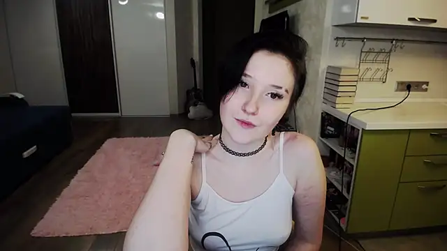 Kira Bakker online show from 8, 2, 2025