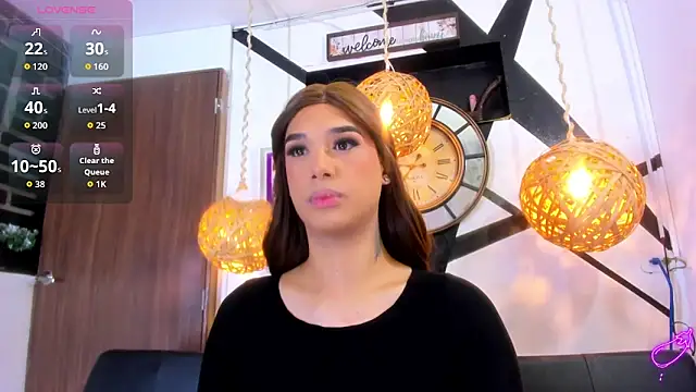 victoria aleia  online show from 13, 12, 2025