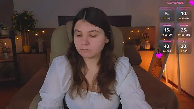 Viola  Shy online show from 4, 4, 2026