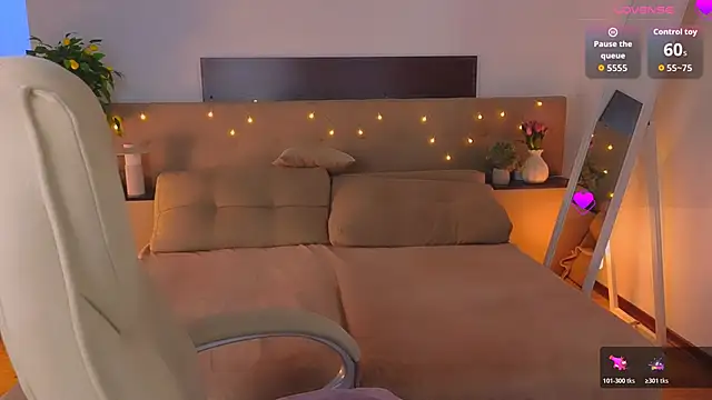 Viola  Shy online show from 6, 4, 2026