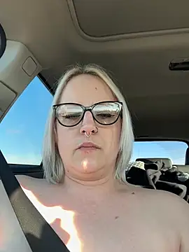 bdsm4u online show from 8, 1, 2026