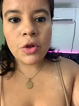 twocurvylatins online show from 14, 2, 2026