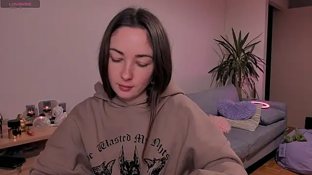 cClandesTina online show from 16, 12, 2024