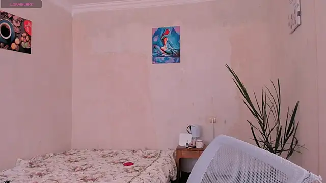 cClandesTina online show from 6, 10, 2025