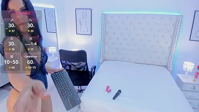 Coco Balenciaga  online show from 4, 2, 2025