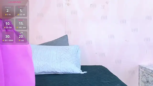 littleebluee online show from 14, 12, 2025