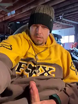 Snapshot of joeycbigcock chatting on 4, 12, 2024 joeycbigcock online show from 4, 12, 2024