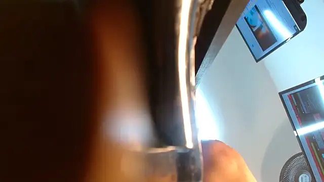 Samantabrown  online show from 8, 2, 2025