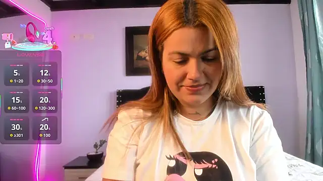 Alexandra Torress online show from 4, 11, 2025