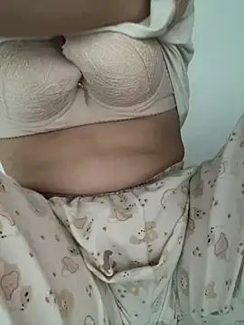 Milk Mom99 online show from 28, 2, 2026