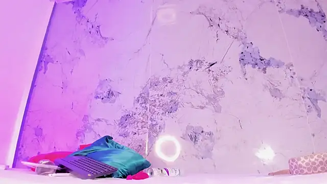 Kim Baker1 online show from 7, 10, 2025