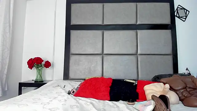 AmbarthSmiith2 online show from 18, 12, 2025