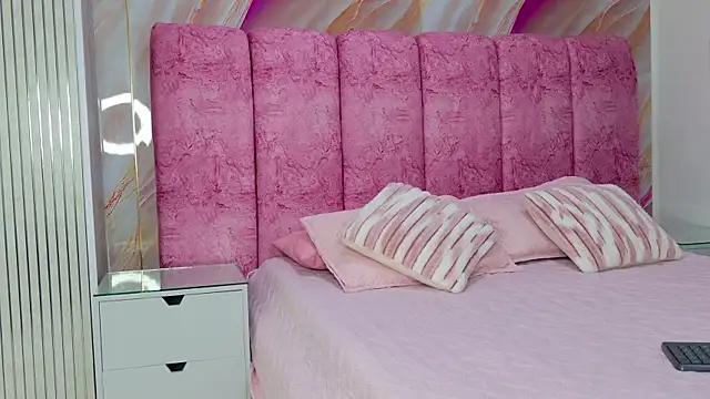 kendal rossi online show from 28, 3, 2026