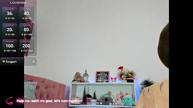 Snapshot of vayolettelove chatting on 12, 12, 2024 vayolettelove online show from 12, 12, 2024