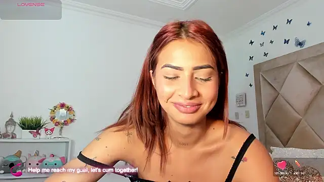 Snapshot of vayolettelove chatting on 4, 2, 2025 vayolettelove online show from 4, 2, 2025