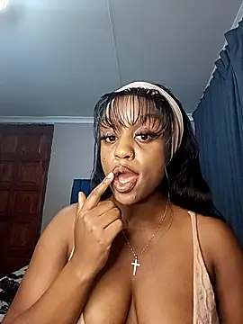 Queen-Chocolate online show from 26, 10, 2025