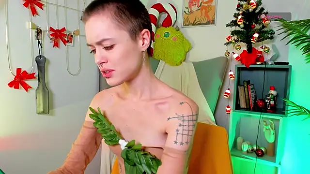 Snapshot of PamelaYong chatting on 26, 12, 2024 PamelaYong online show from 26, 12, 2024