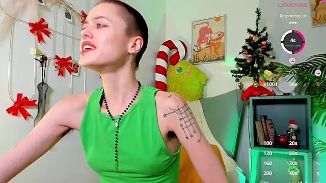 Snapshot of PamelaYong chatting on 4, 1, 2025 PamelaYong online show from 4, 1, 2025