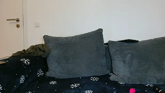 Jasmin-White online show from 2, 2, 2026