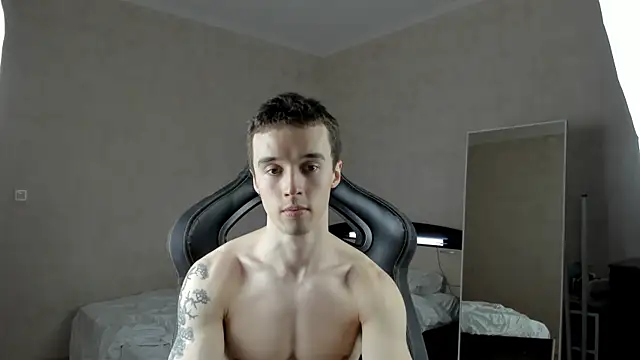 Snapshot of MasonWarholl chatting on 8, 2, 2025 MasonWarholl online show from 8, 2, 2025