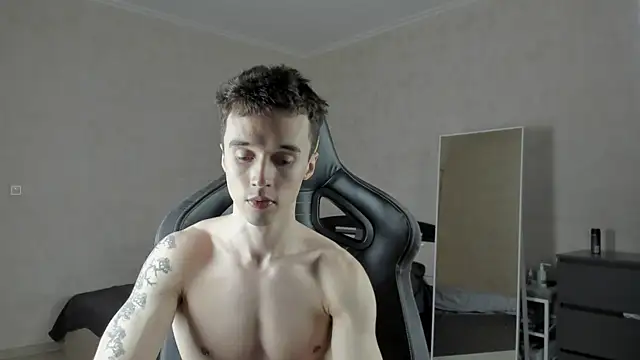 Snapshot of MasonWarholl chatting on 18, 3, 2025 MasonWarholl online show from 18, 3, 2025