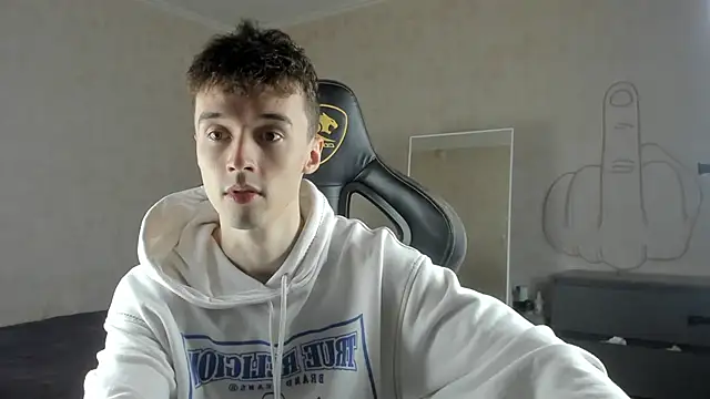 Snapshot of MasonWarholl chatting on 28, 9, 2025 MasonWarholl online show from 28, 9, 2025