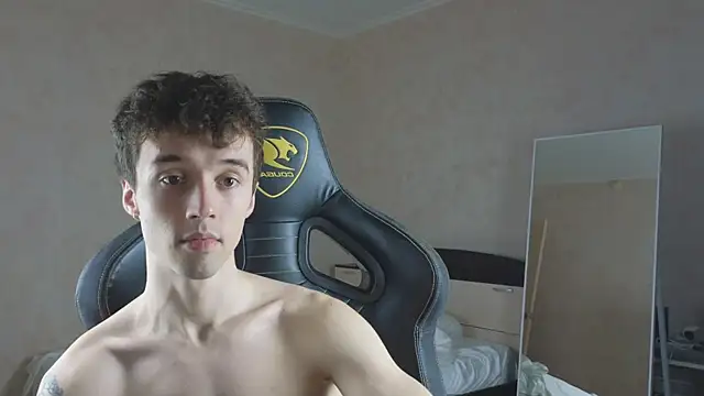 Snapshot of MasonWarholl chatting on 15, 11, 2025 MasonWarholl online show from 15, 11, 2025